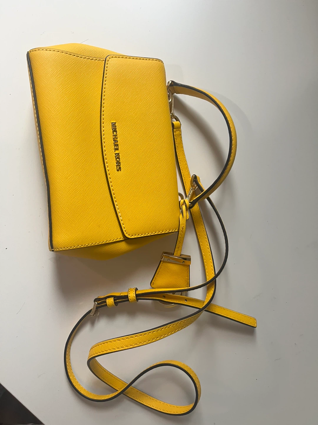Michael Kors Yellow Handbag - photo 3