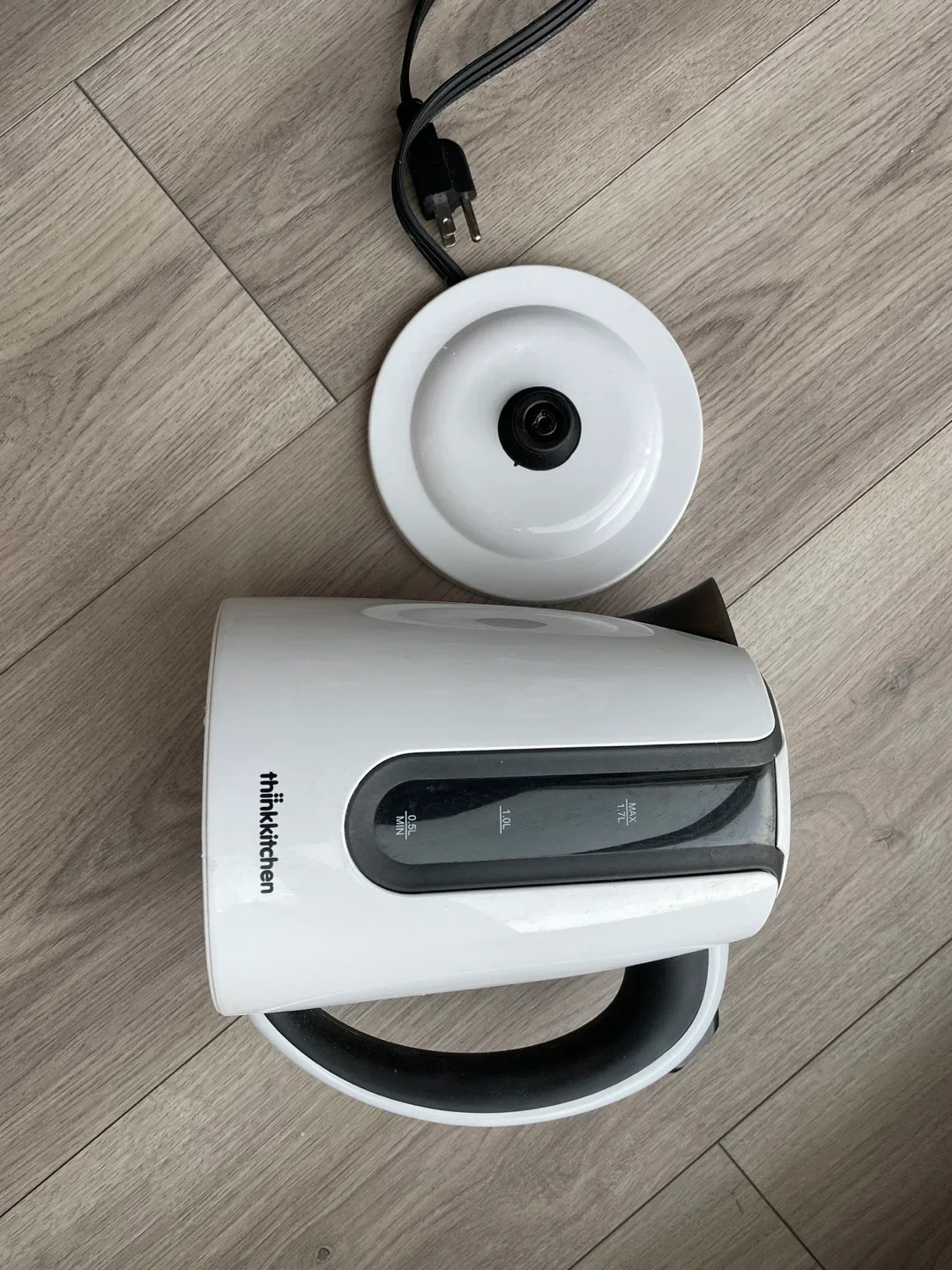 Thinkkitchen Electric Kettle - White