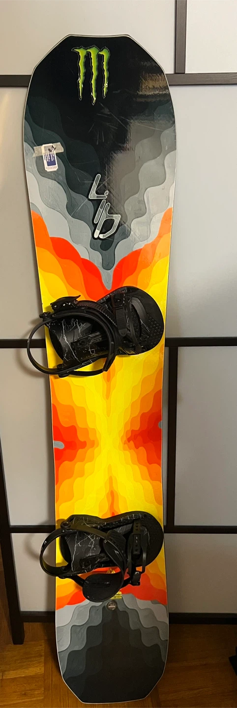 Golden Orca Snowboard