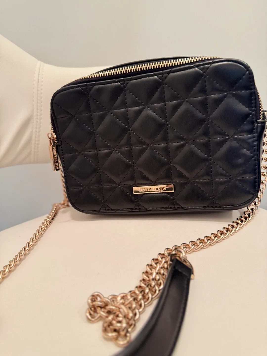 Forever New Black Quilted Crossbody Bag image indicator(3)