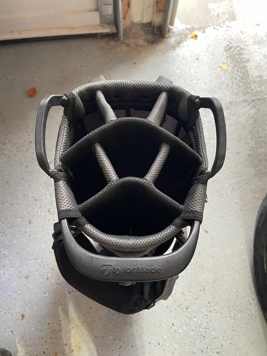 Taylor Made golf bag (like new) - photo 5