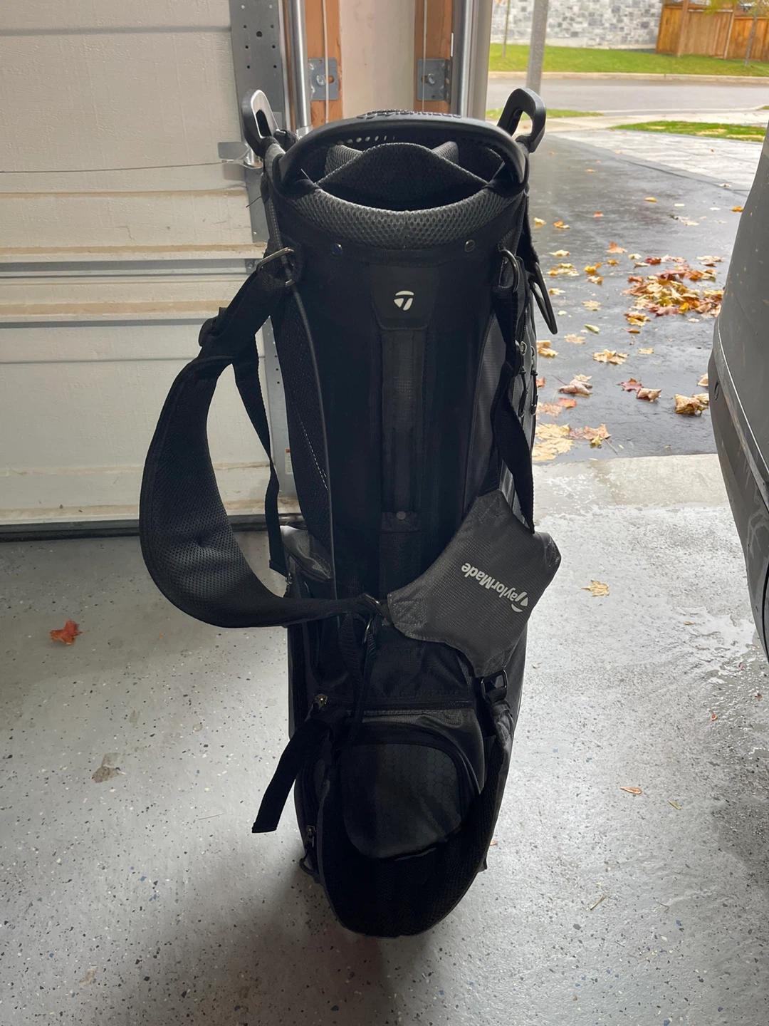 Taylor Made golf bag (like new) - photo 3