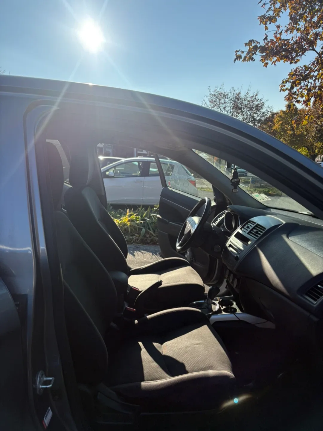 Mitsubishi RVR image indicator(5)