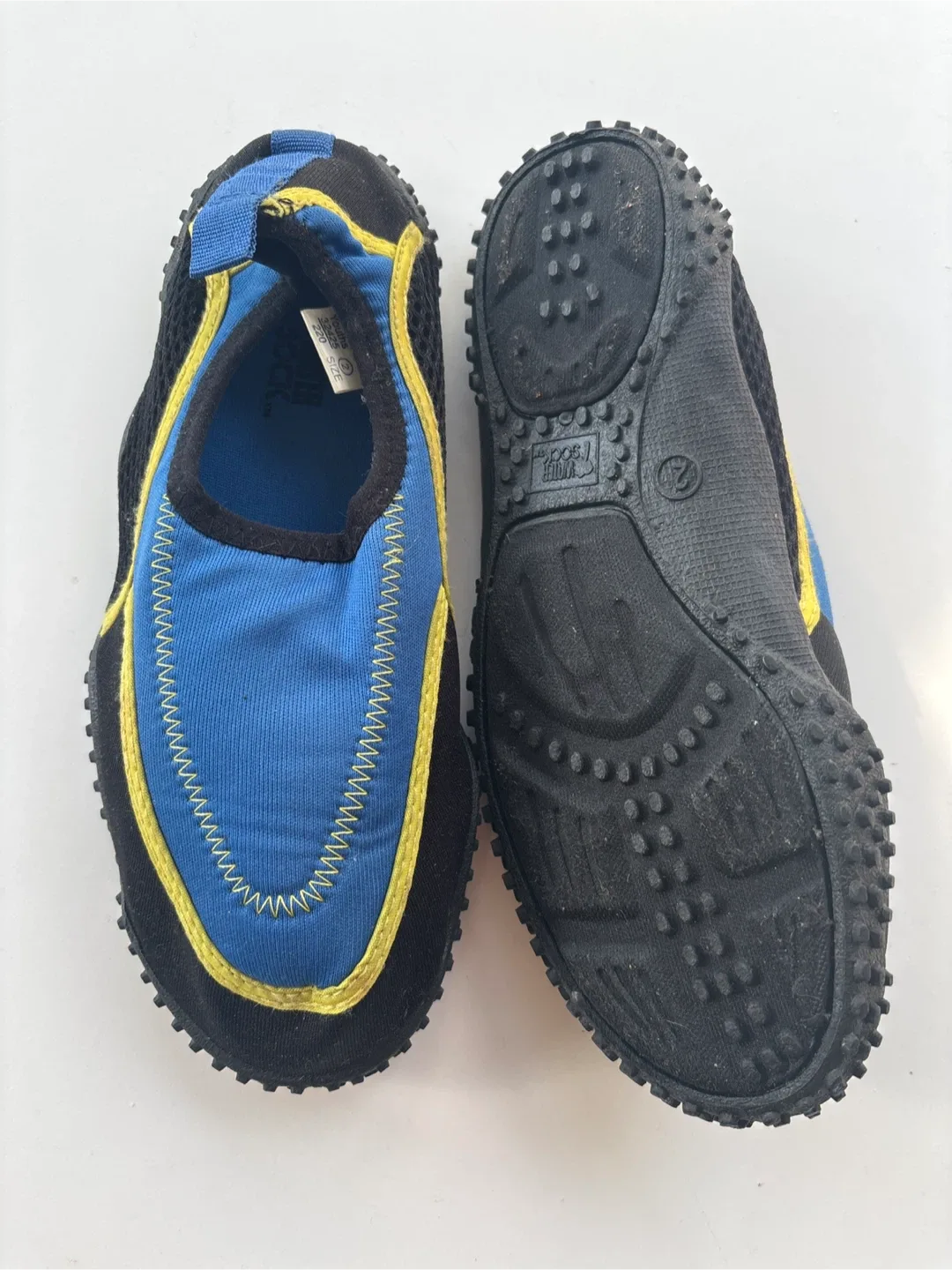 Youth Water Socks - Size 2 thumbnail