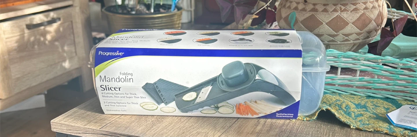 Progressive Folding Mandolin Slicer