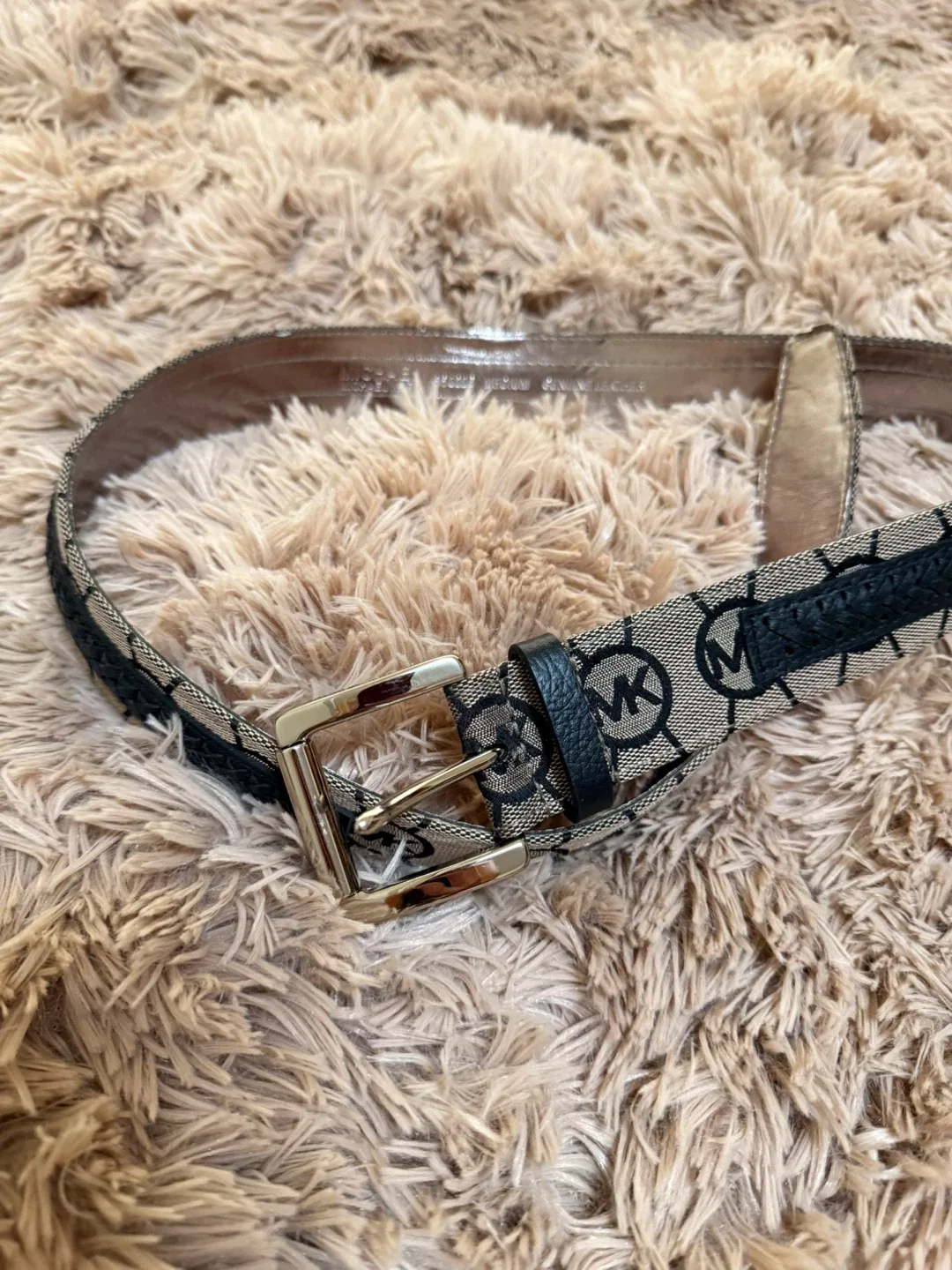 Michael Kors Belt image indicator(2)