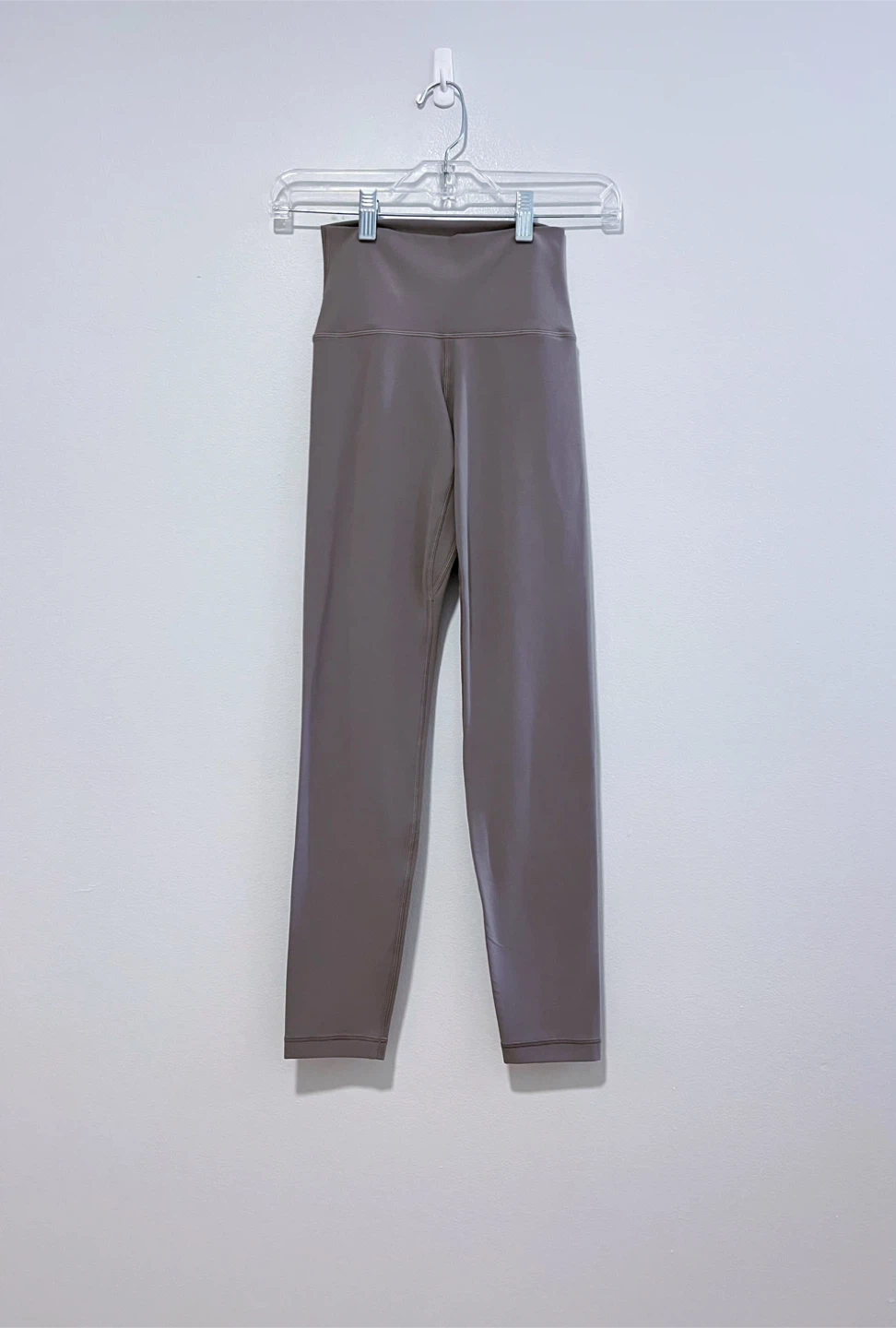 New-Aritzia Golden Leggings-Size 0