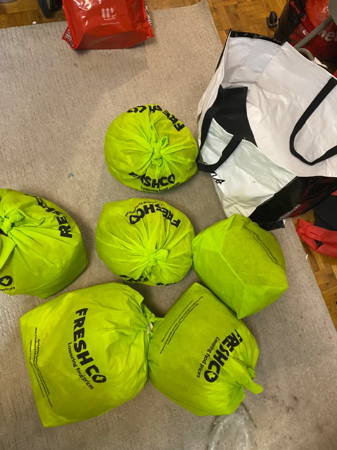 Bags of women clothing thumbnail