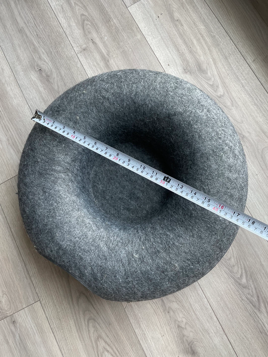 Grey Donut Cat Bed - 18 inch - photo 2