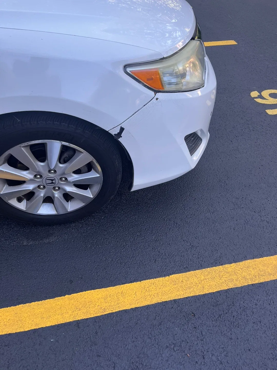 White 2012 Toyota Camry image indicator(5)