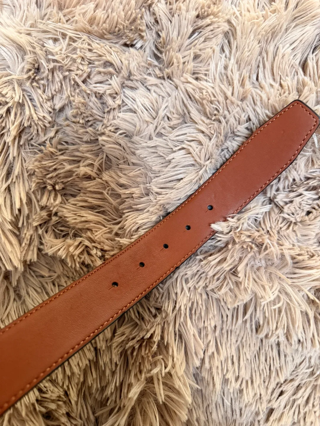 Guess Reversible Belt image indicator(6)