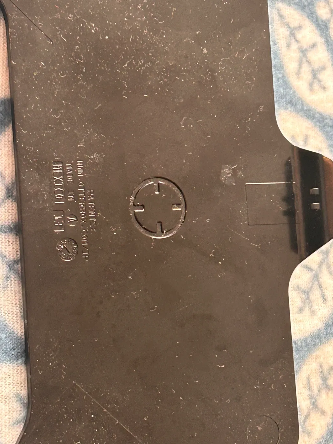 Otterbox Cell Phone Belt Clip image indicator(2)