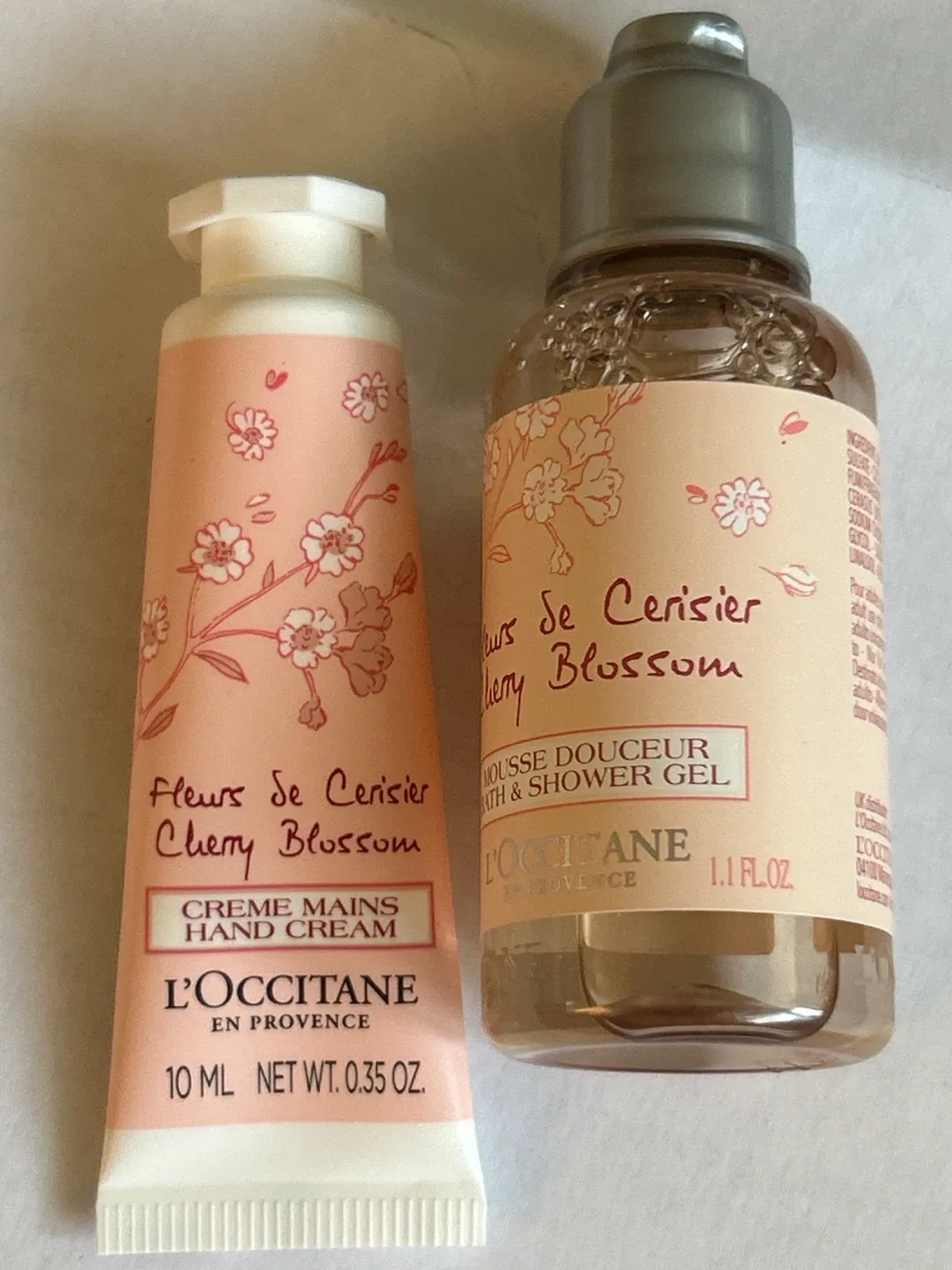 L'Occitane Cherry Blossom Hand Cream & Shower Gel image indicator(2)