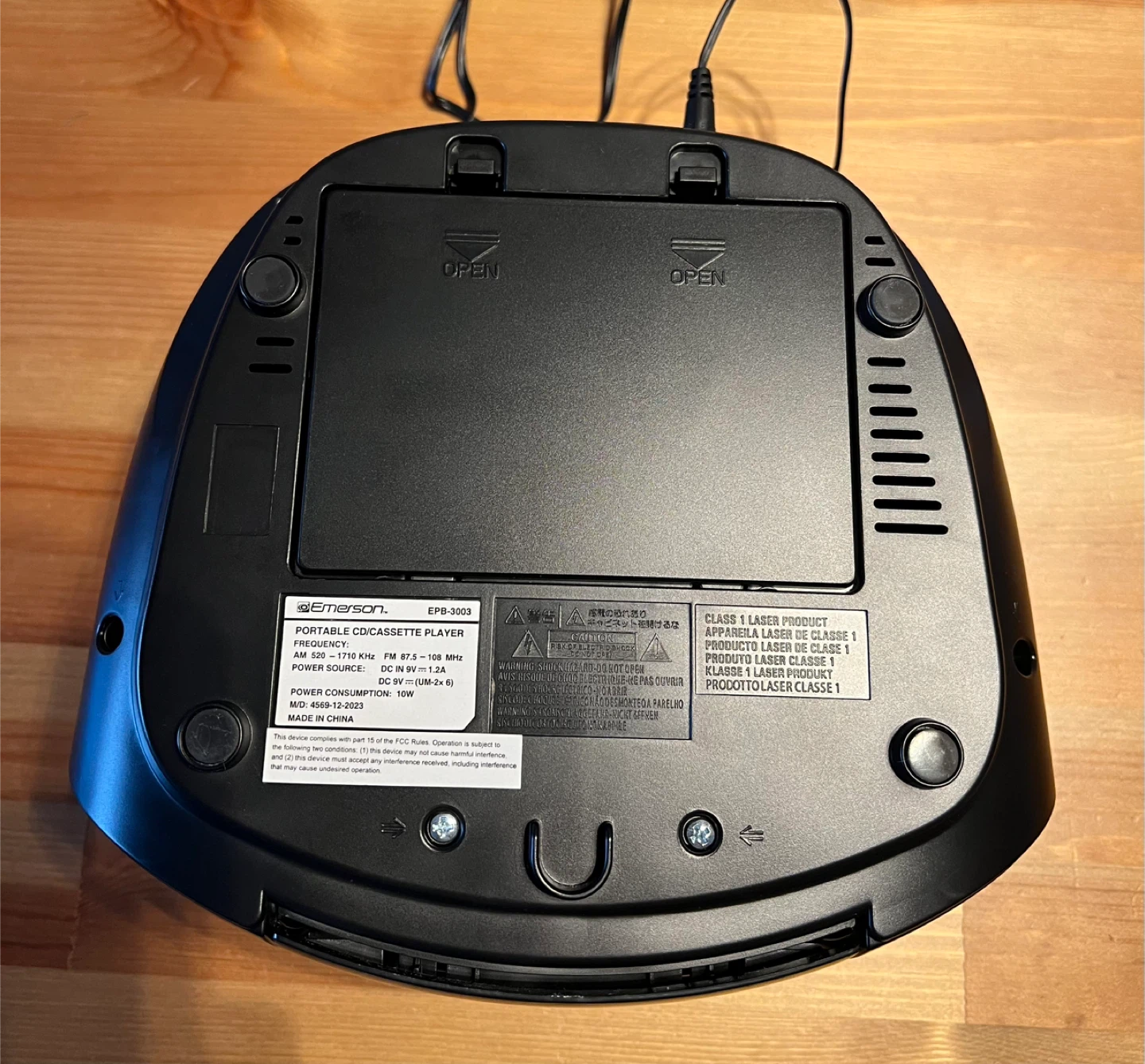 Emerson Portable CD Cassette Player - photo 5