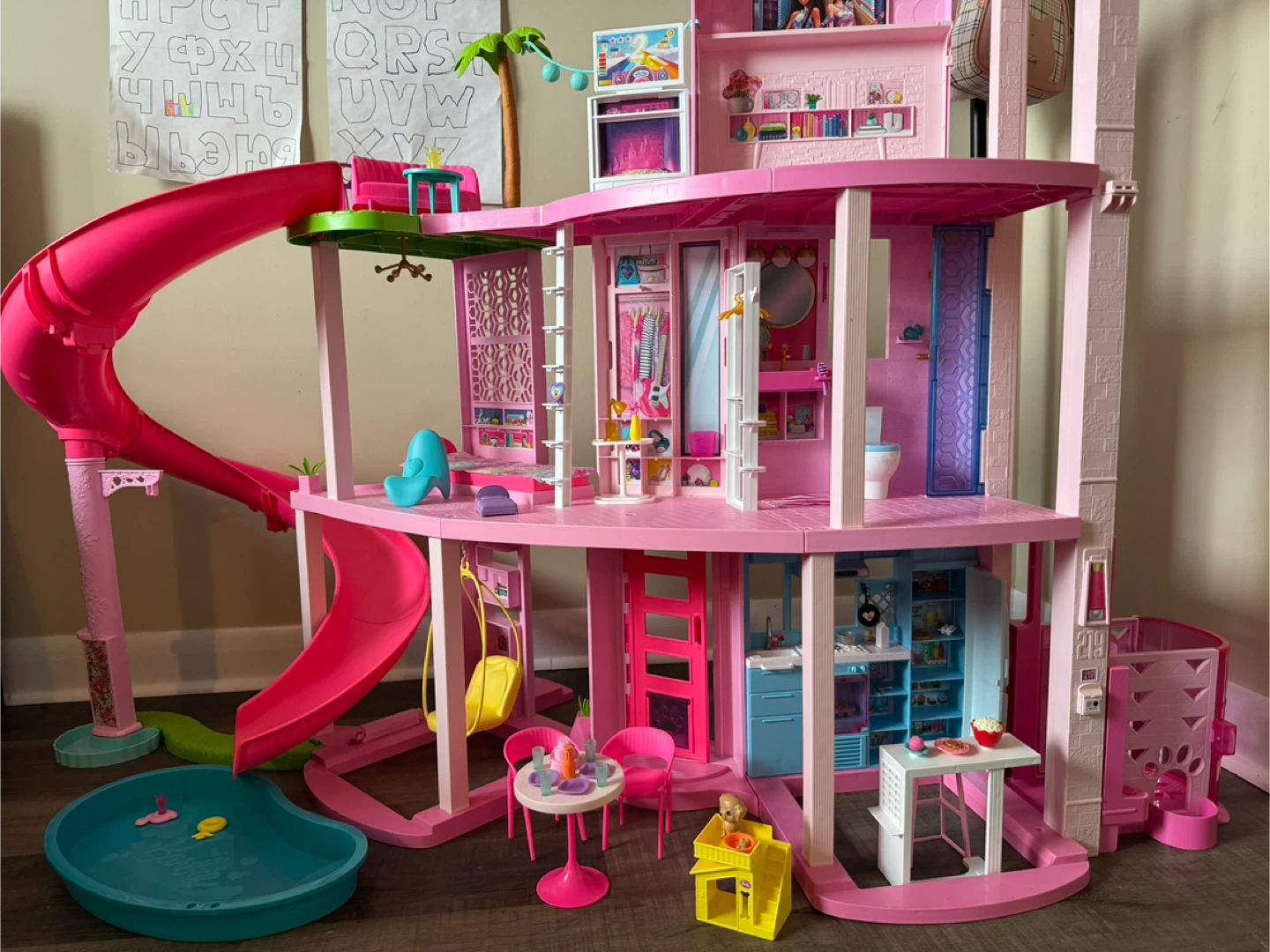 Barbie Dreamhouse Dollhouse with Slide - photo 5