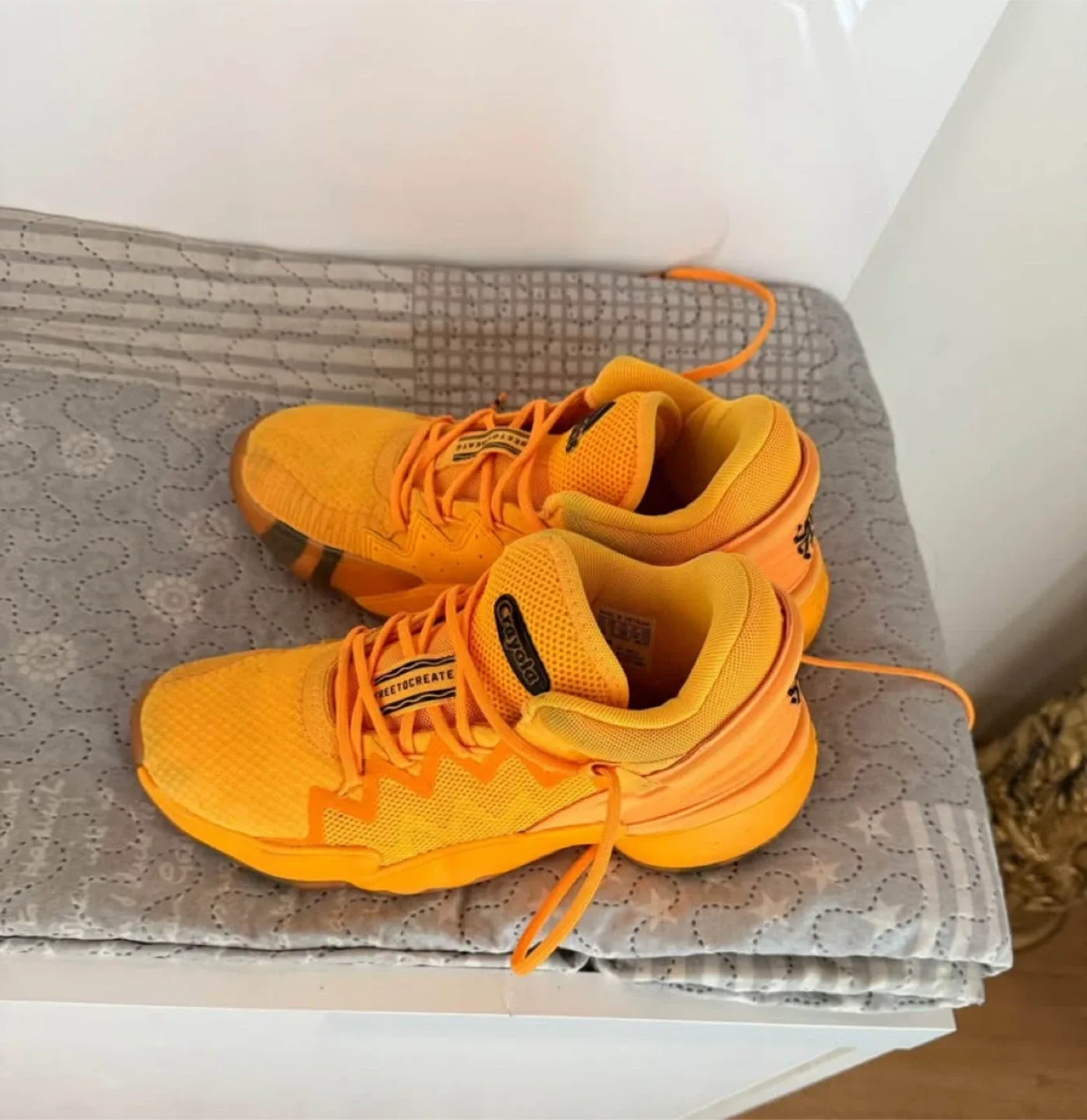 Adidas DON Issue 2 GCA Basketball Shoes, Size 5.5 image indicator(2)