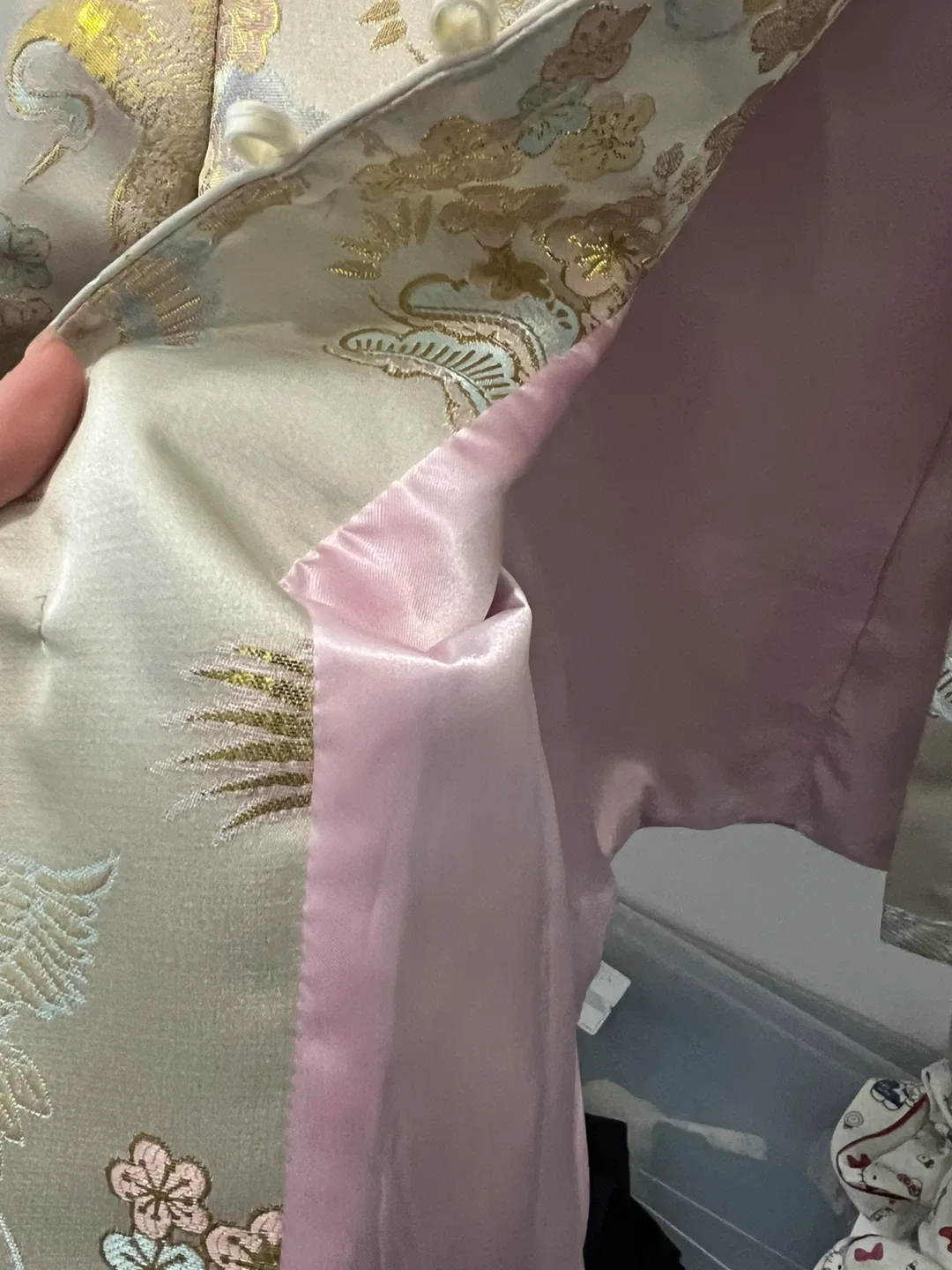 Floral Embroidered Asian Style Jacket image indicator(4)