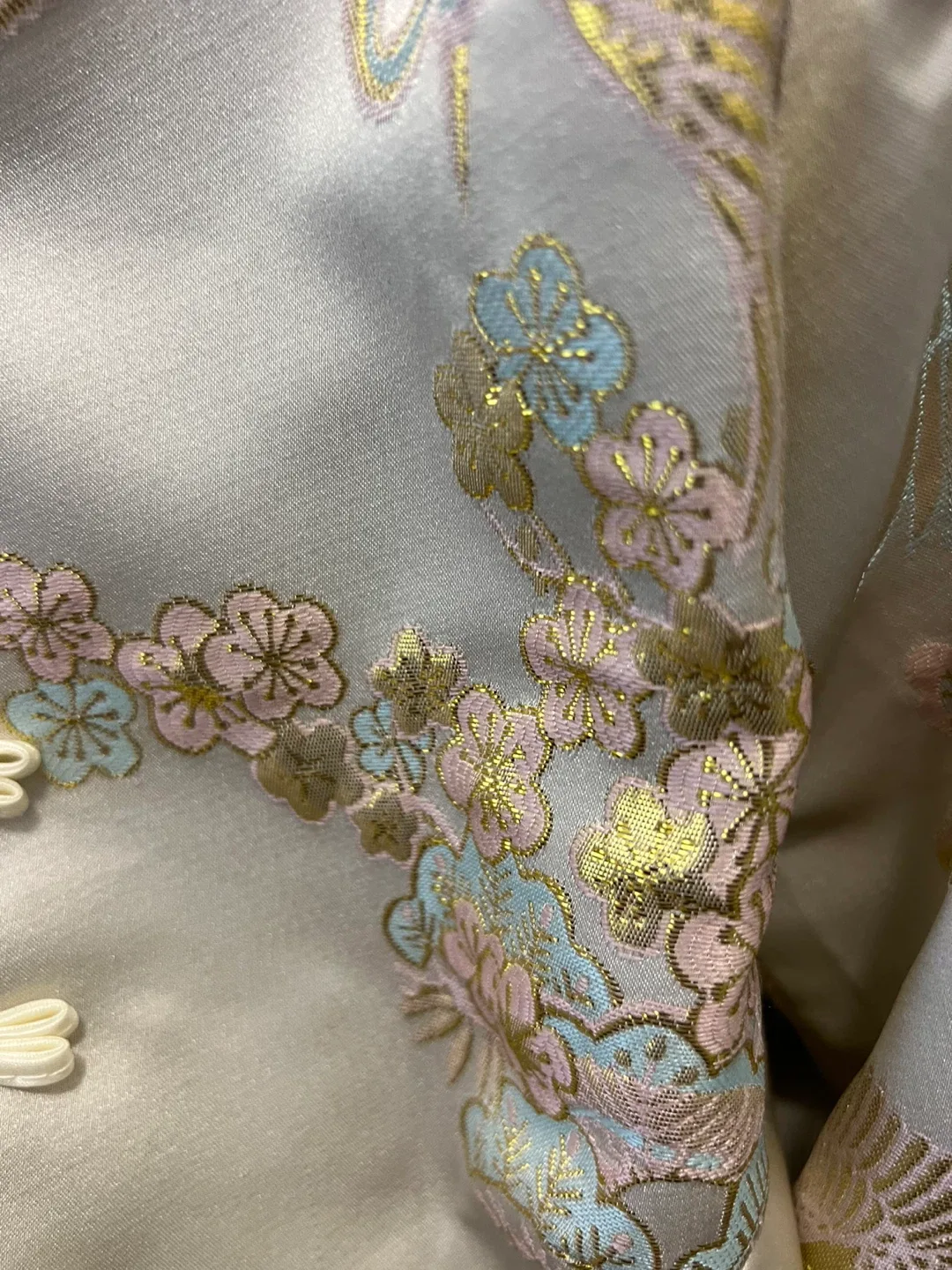 Floral Embroidered Asian Style Jacket image indicator(3)