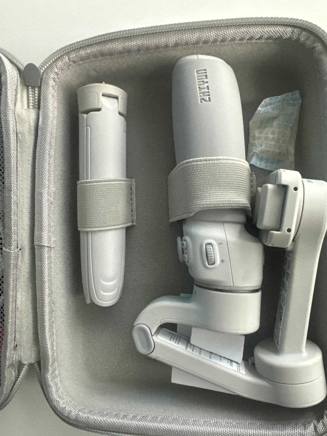 Zhiyun Smooth Q3 Smartphone Gimbal Stabilizer image indicator(3)