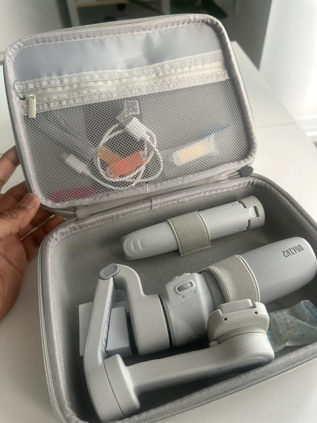 Zhiyun Smooth Q3 Smartphone Gimbal Stabilizer image indicator(2)