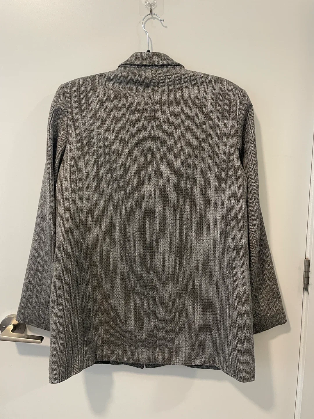 Zara Grey Blazer - classic pattern image indicator(2)