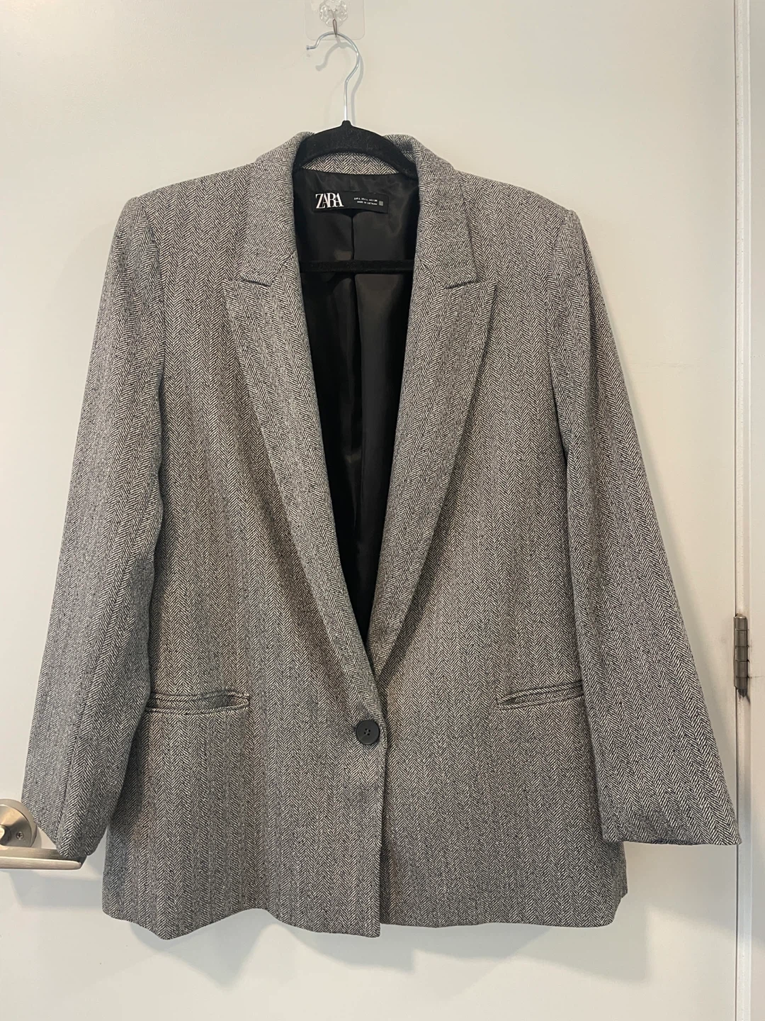Zara Grey Blazer - classic pattern