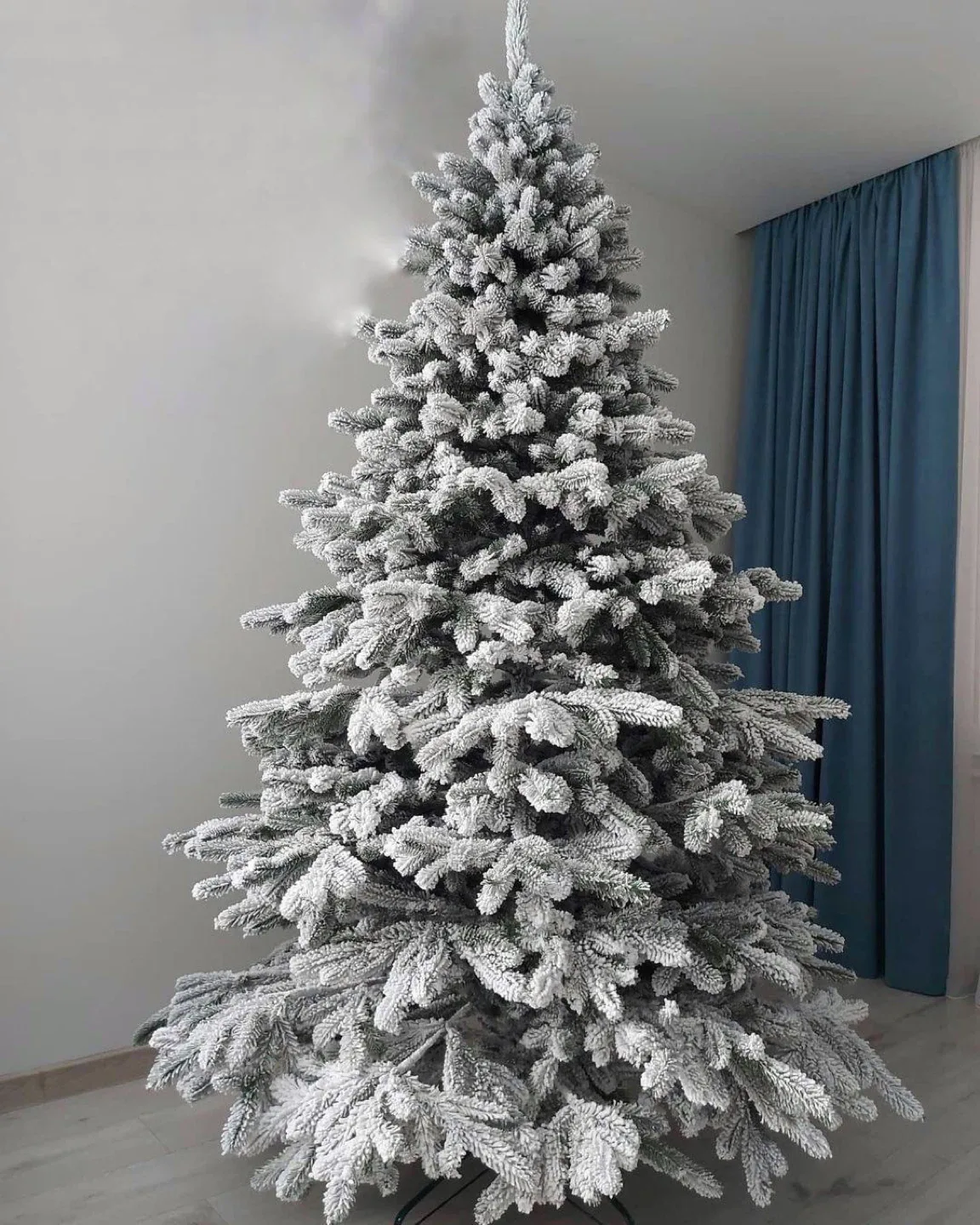 Flocked Christmas tree, top quality, brand new image indicator(8)