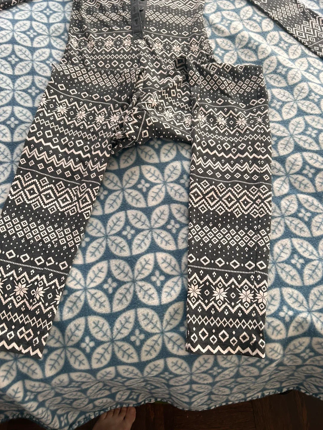 H&M XS Gray Patterned Onesie image indicator(8)