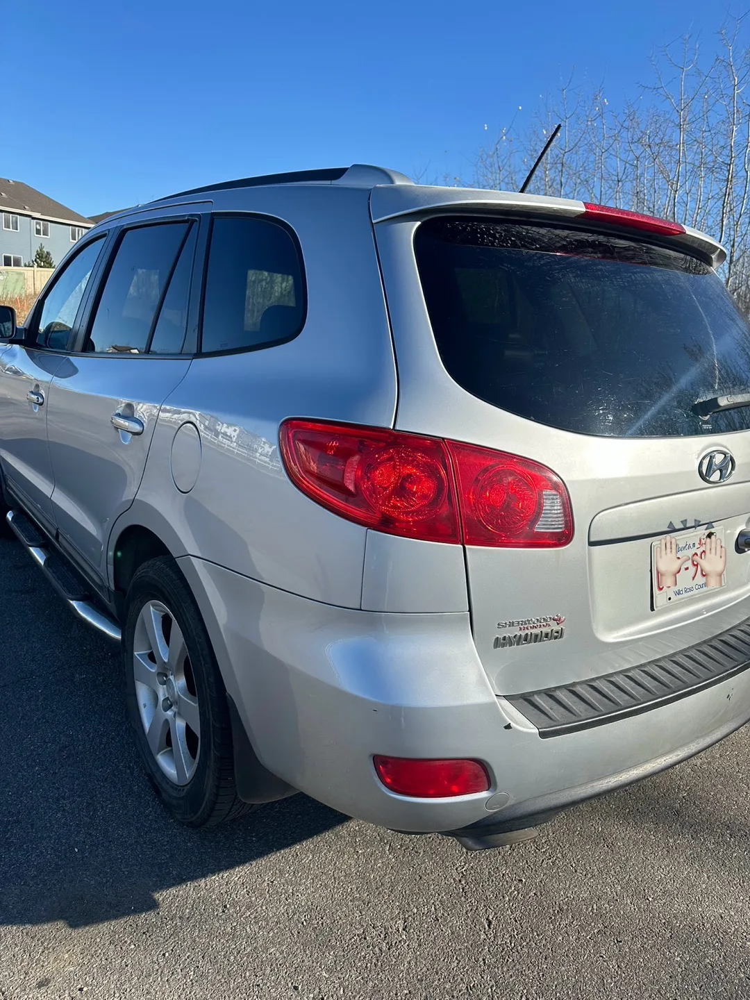 2010 Hyundai Santa Fe Limited Edition 4WD – Excellent Condition! image indicator(5)