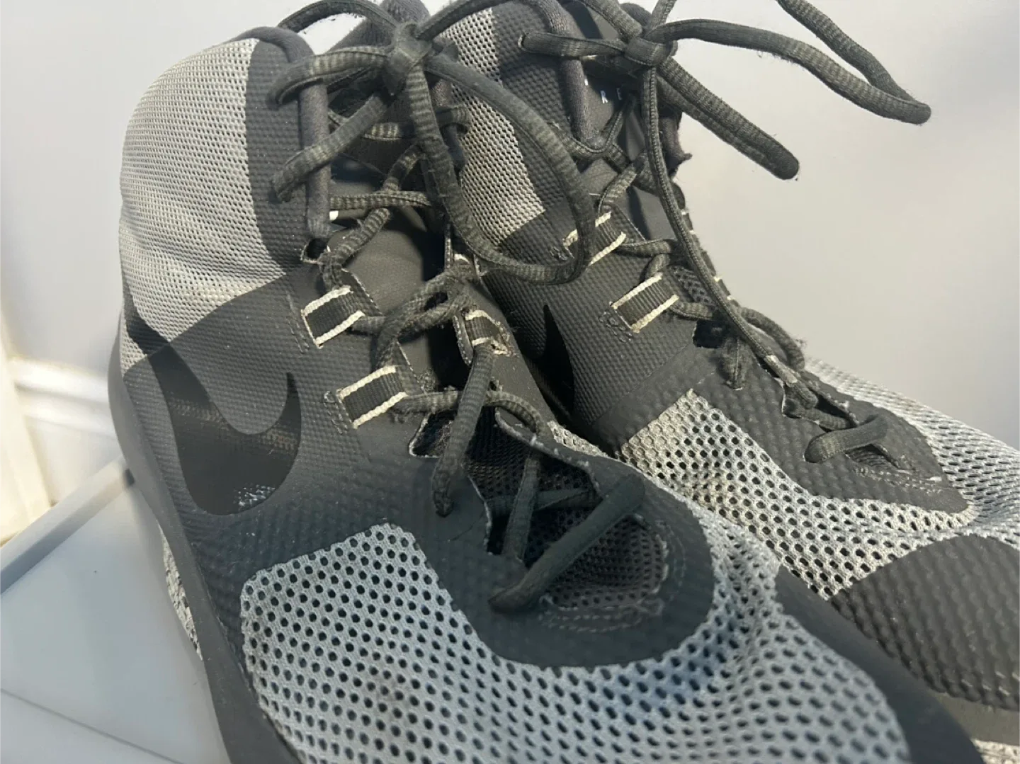 Nike High-Top Athletic Shoes - Grey image indicator(5)