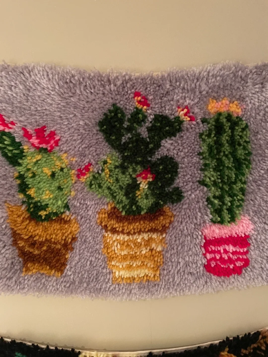 Handmade Punch Needle Rugs image indicator(2)