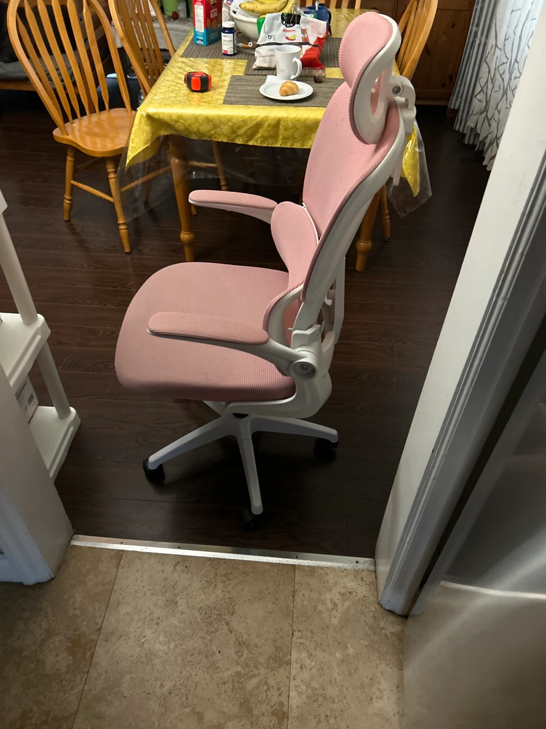 Pink Ergonomic Office Chair - photo 2