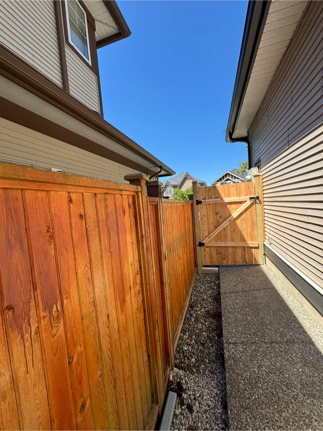 Cedar fence installation image indicator(6)