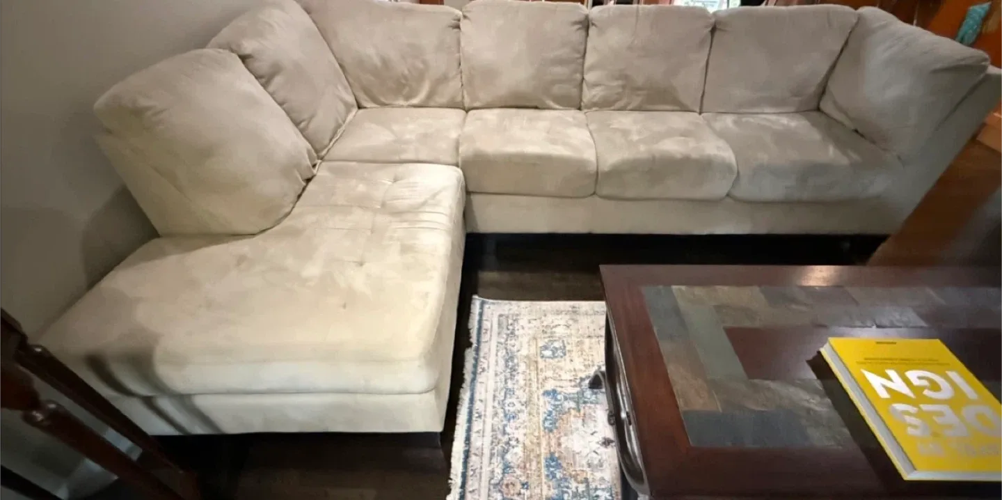 Beige L Shape Sectional Couch image indicator(2)