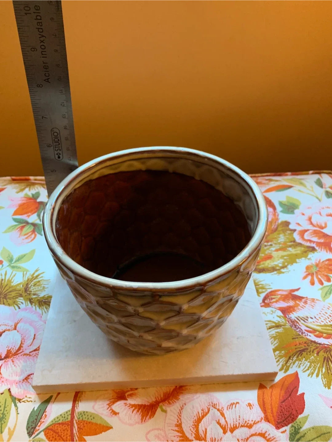 Ceramic Honeycomb Patterned Planter image indicator(8)