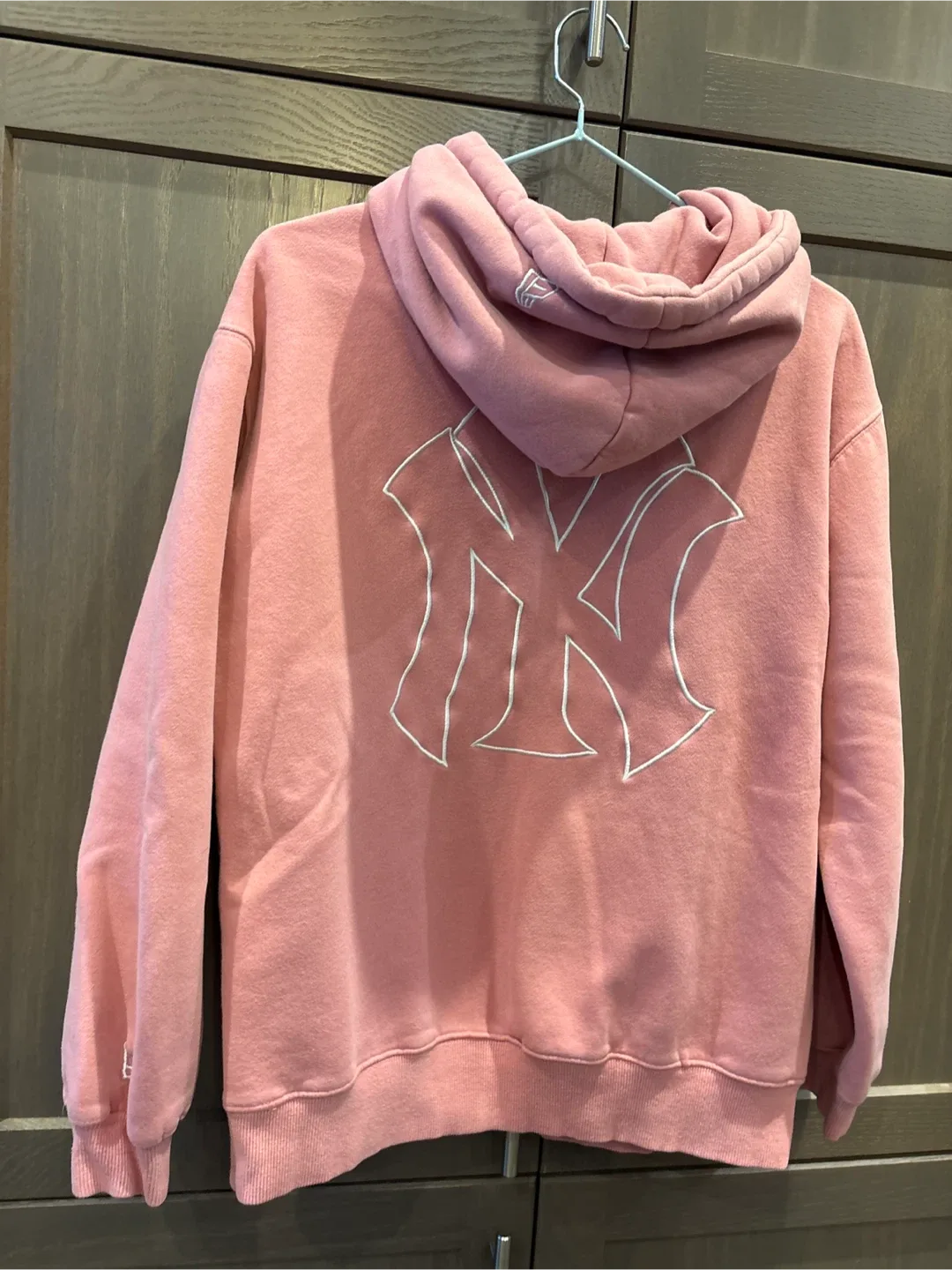 MLB New York Yankees Pink Hoodie image indicator(5)