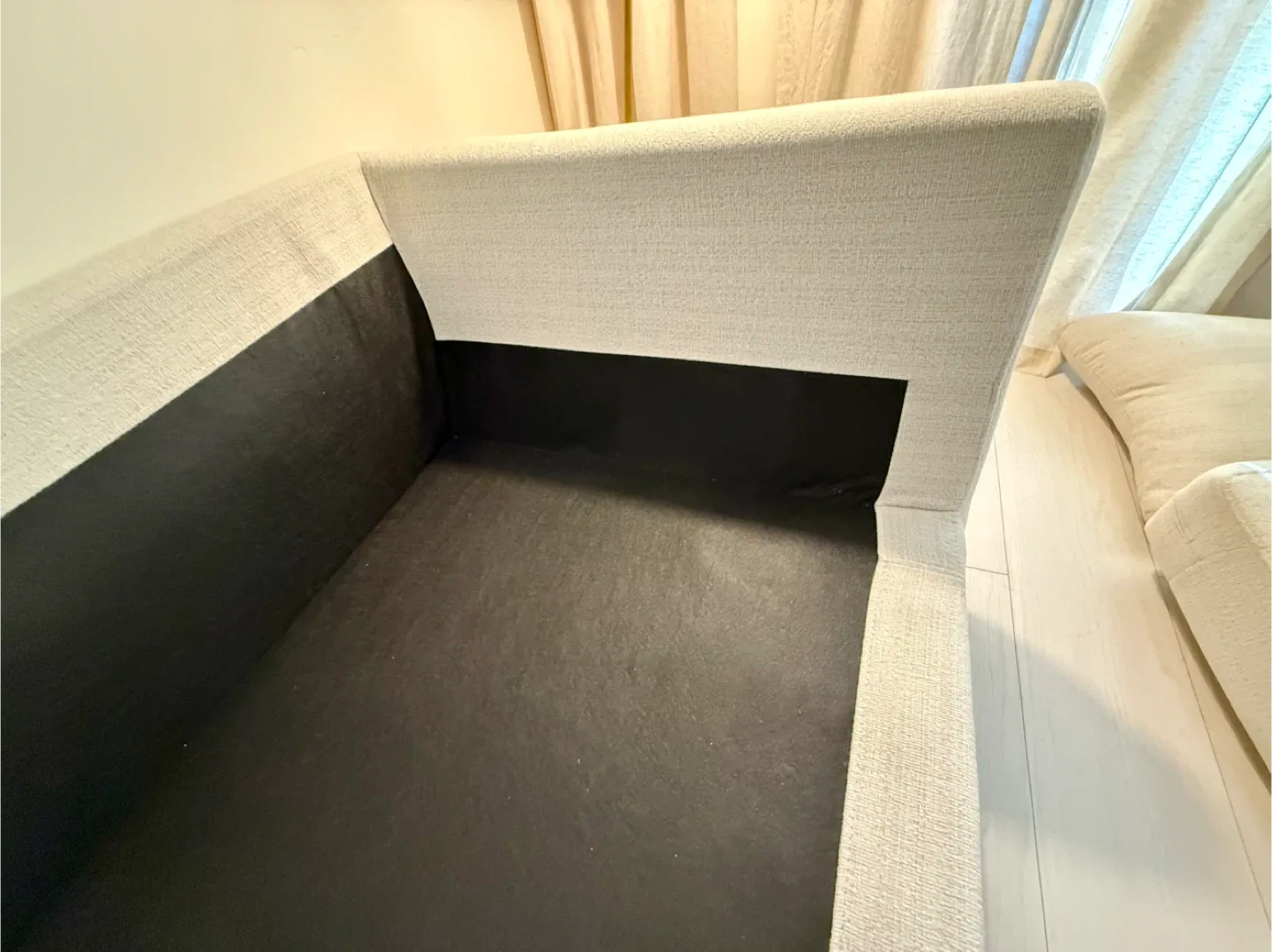 “LIKE NEW” Modern Beige Sofa – Chic Minimalist Design image indicator(7)