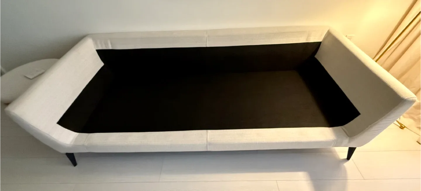 “LIKE NEW” Modern Beige Sofa – Chic Minimalist Design image indicator(6)