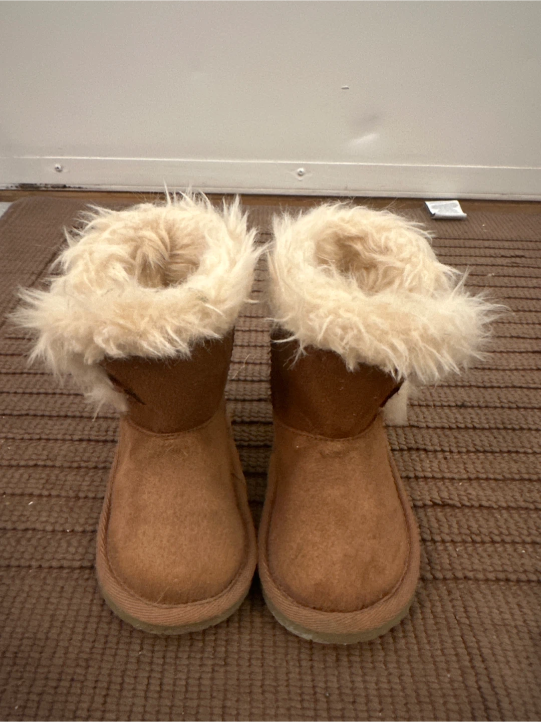 Brown Winter Boots with Fur Trim