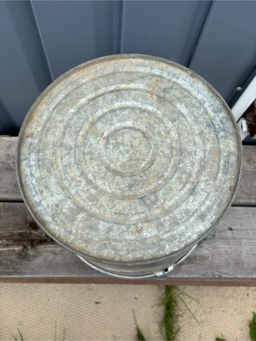Vintage Galvanized Bucket $25 firm - photo 2