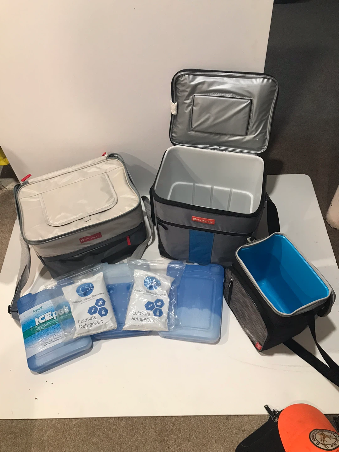 Igloo & Thermos Cooler Lot - photo 3