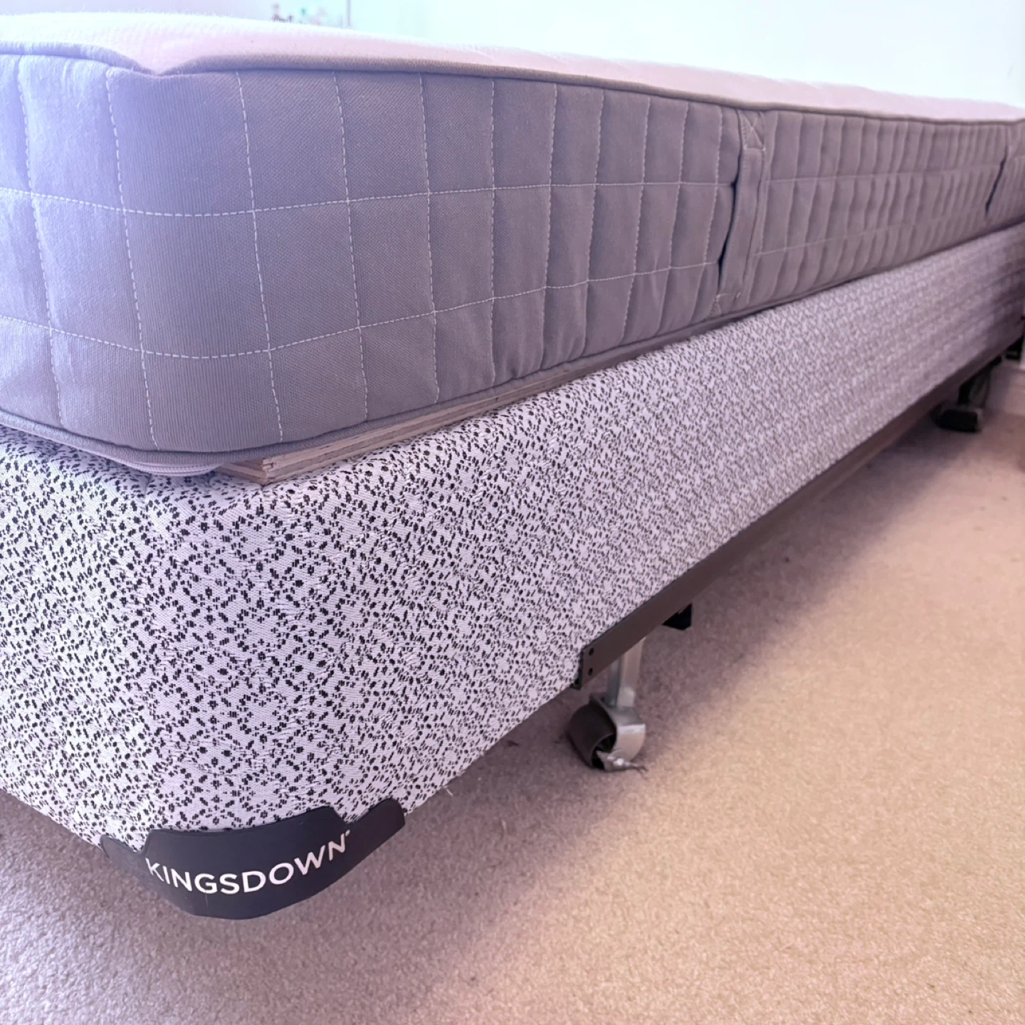 Queen Mattress with Boxspring with platform - photo 3