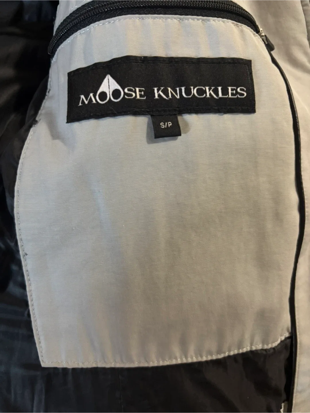Moose Knuckles Down Puffer Jacket - Size S image indicator(5)