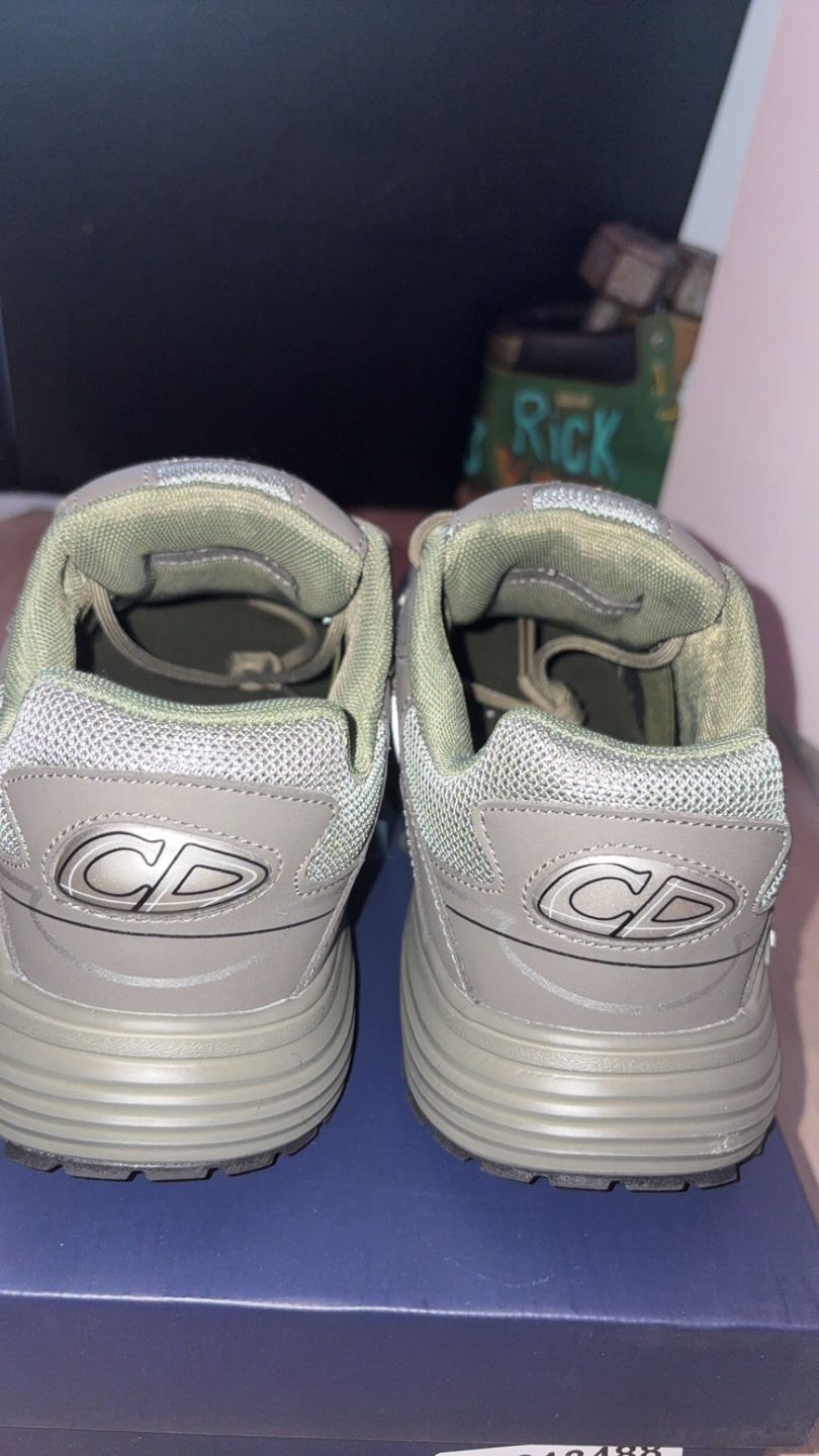 Dior B30 Olive Sneakers, Size 43 - photo 2