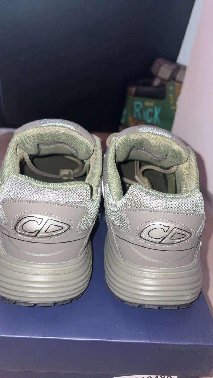 Dior B30 Olive Sneakers, Size 43 image indicator(2)