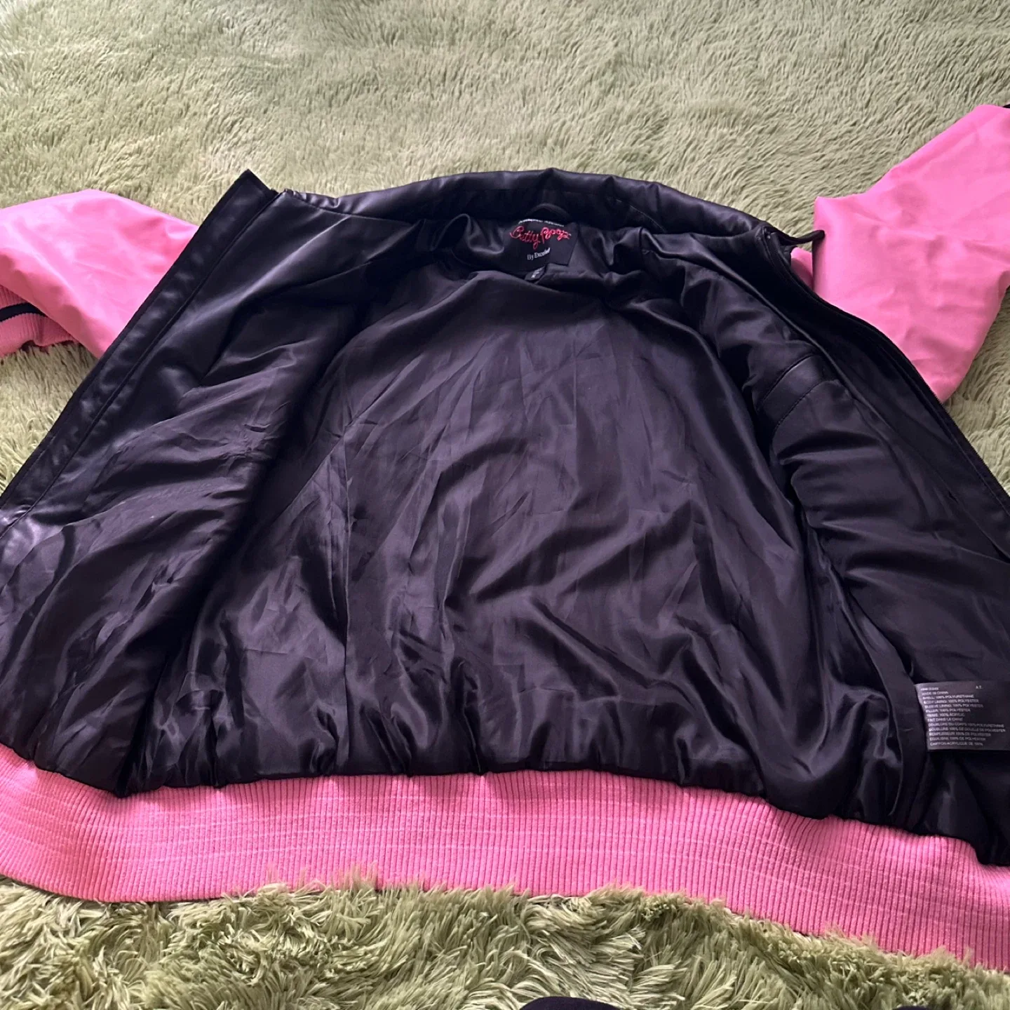 Betty Boop Varsity Jacket Pink/Black image indicator(3)