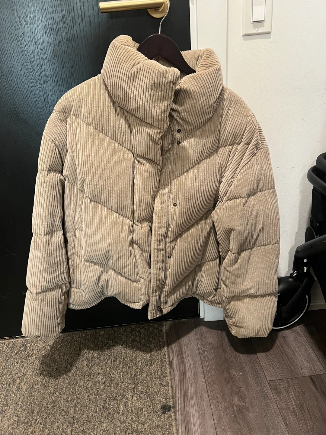 ARITZIA: Wilfred The Cloud Puff Jacket - Corduroy - photo 2