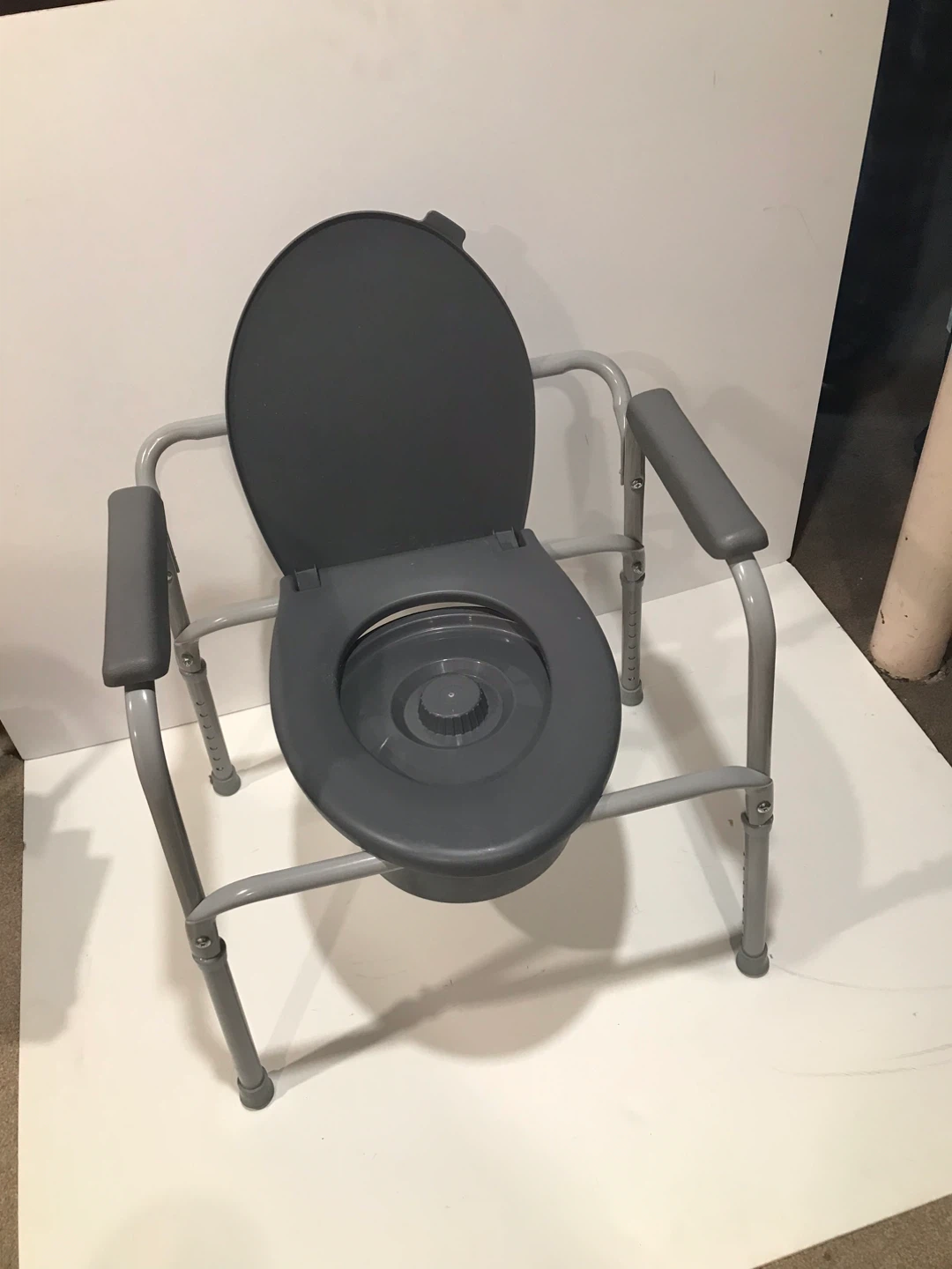 Invacare Commode Chair - photo 2
