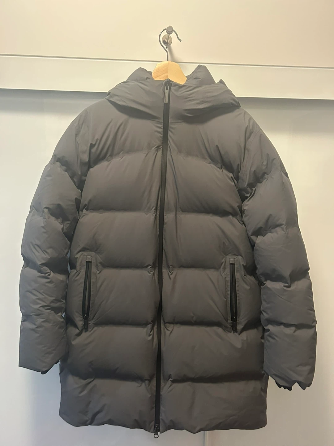Brand New Aritzia The Super Puff2O Mid - Rainstop™ Size M