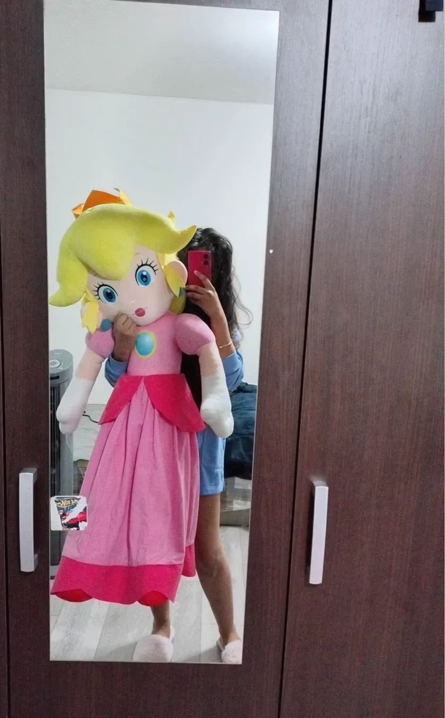 Princess Peach Plush Doll image indicator(2)